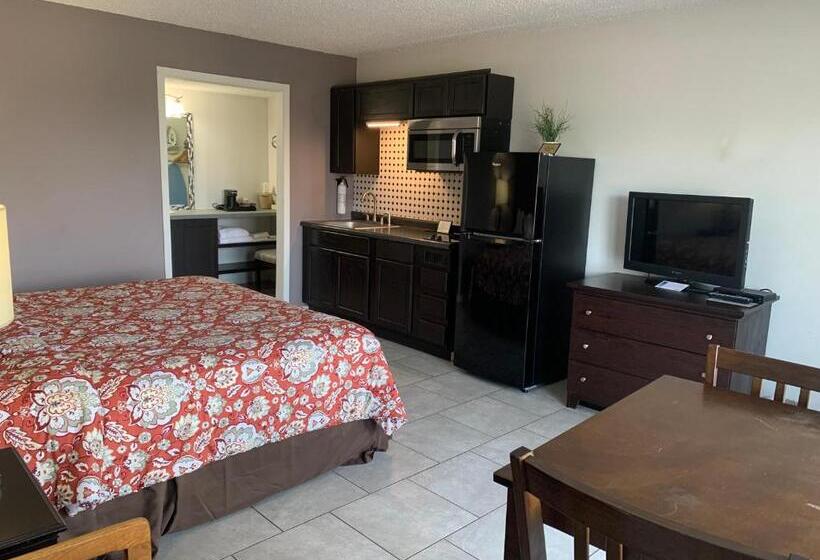 Стандартный Номер Кровать Кинг, Geneva Wells Inn