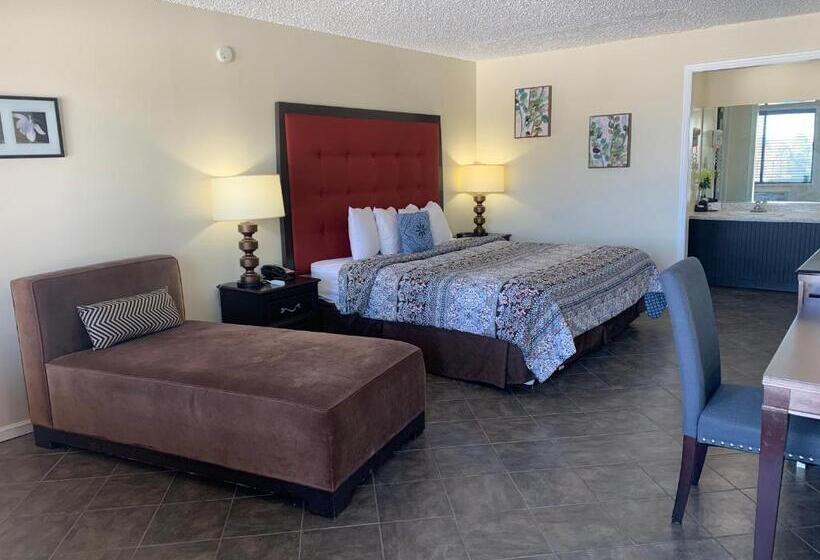 Стандартный Номер Кровать Кинг, Geneva Wells Inn