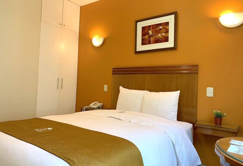 行政房间, 44 Vip