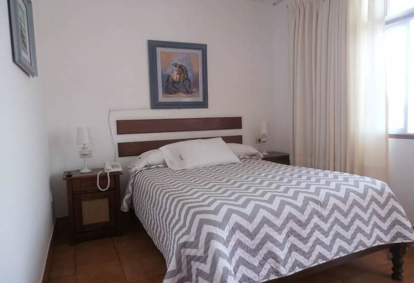 스탠다드 싱글 룸, Bracamonte