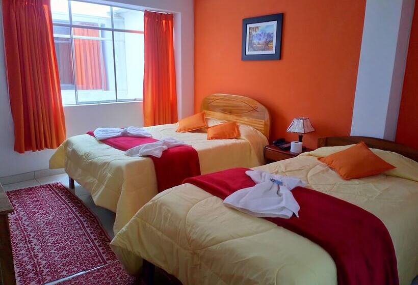 اتاق استاندارد سه نفره, Chachapoyas