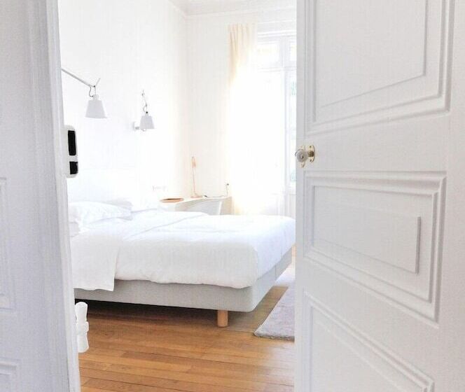 Номер Стандарт, L Hôtel Particulier Beziers