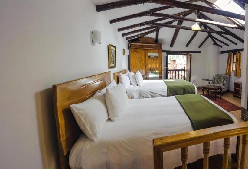 سوییت دوبلکس, Lizzy Wasi Urubamba