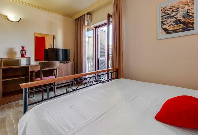 スタンダードルーム, Marinko