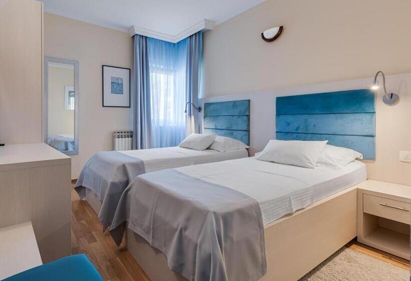 スタンダードルーム, Marinko