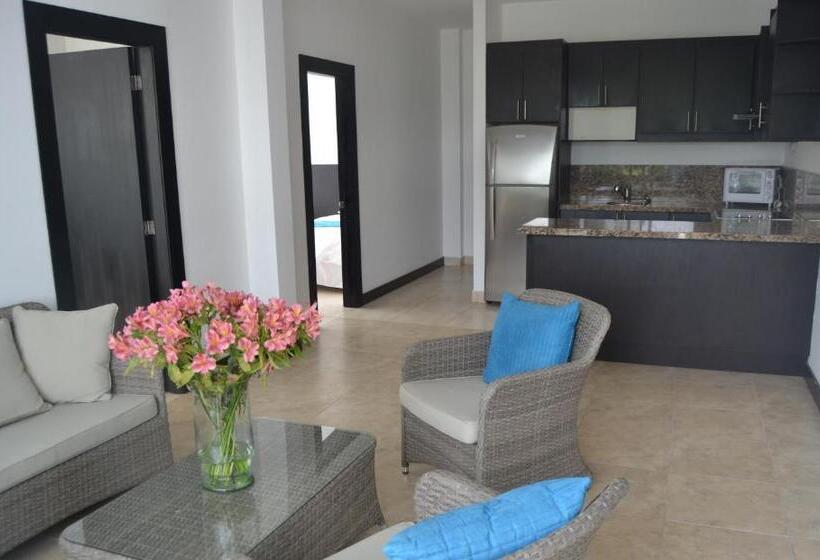 Suite, Ocean Blue