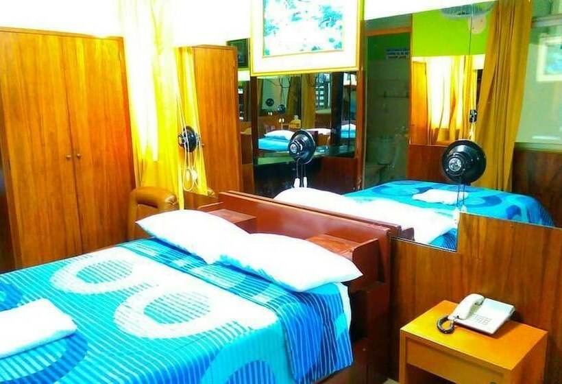 标准单人间, Perla Del Chira