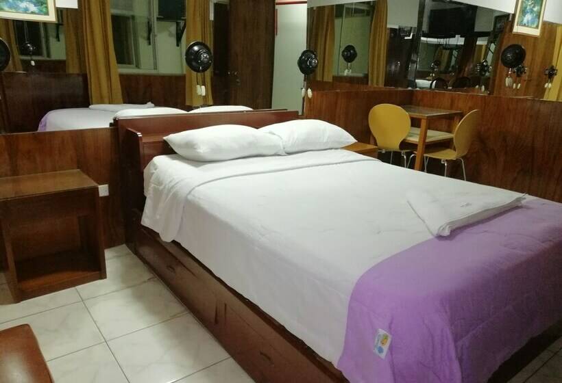 标准间, Perla Del Chira