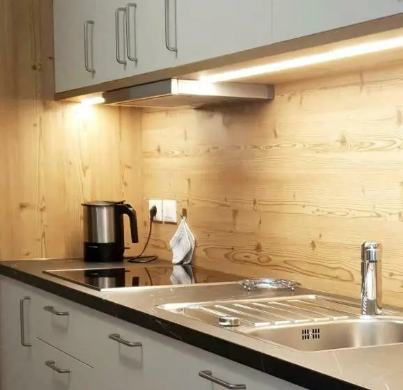 ２ベッドルームアパートメント, Residence Majarai