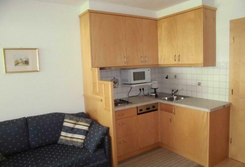 Апартаменты 1 Спальня, Residence Majarai