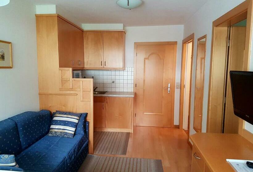 Апартаменты 1 Спальня, Residence Majarai