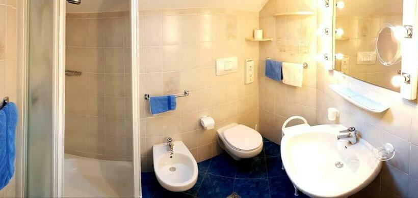 Апартаменты 1 Спальня, Residence Majarai