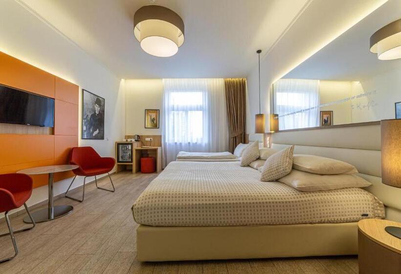 اتاق استاندارد سه تخته با چشمانداز باغ, Salvator Boutique Hotel Vegan Friendly