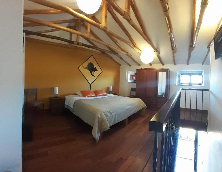 جناح عائلي, Viavia Cafe Ayacucho