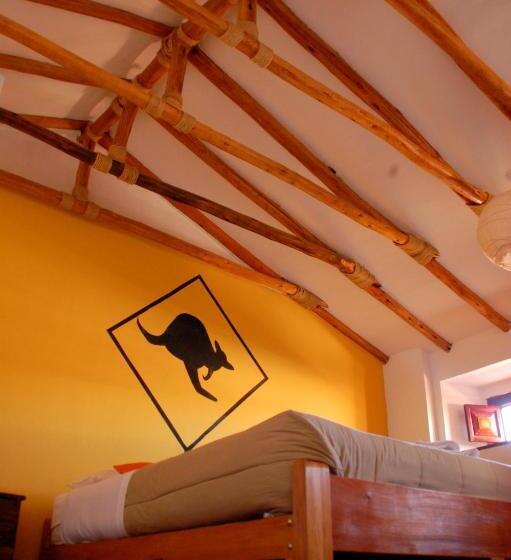 جناح عائلي, Viavia Cafe Ayacucho