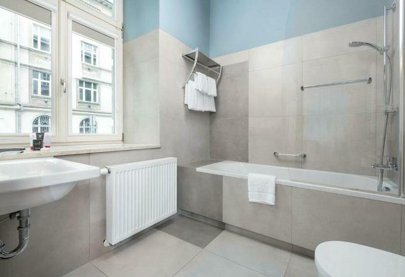 اتاق لوکس, Leonardo Boutique Hotel Krakow Old Town