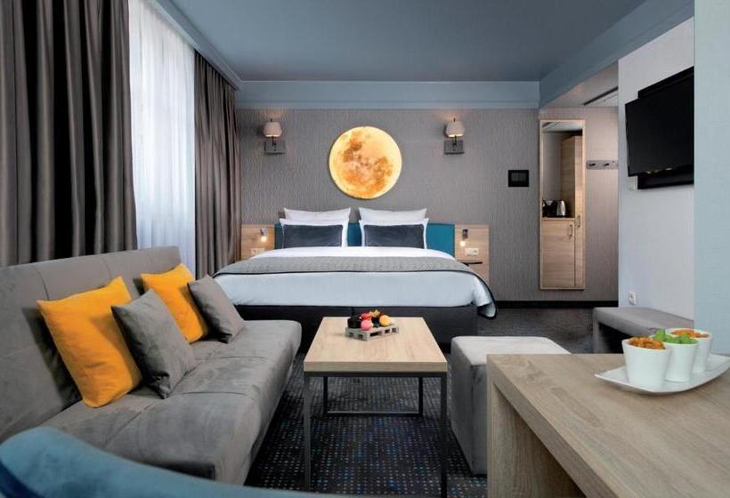 اتاق لوکس سه تخته, Leonardo Boutique Hotel Krakow Old Town
