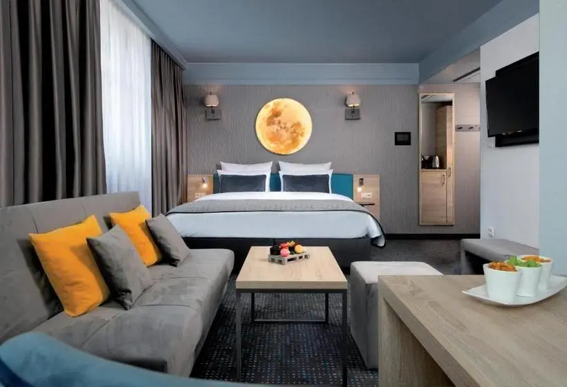 اتاق لوکس سه تخته, Leonardo Boutique Hotel Krakow Old Town