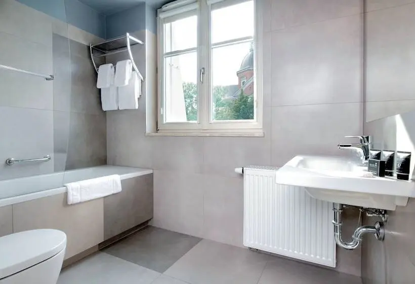 اتاق لوکس, Leonardo Boutique Hotel Krakow Old Town