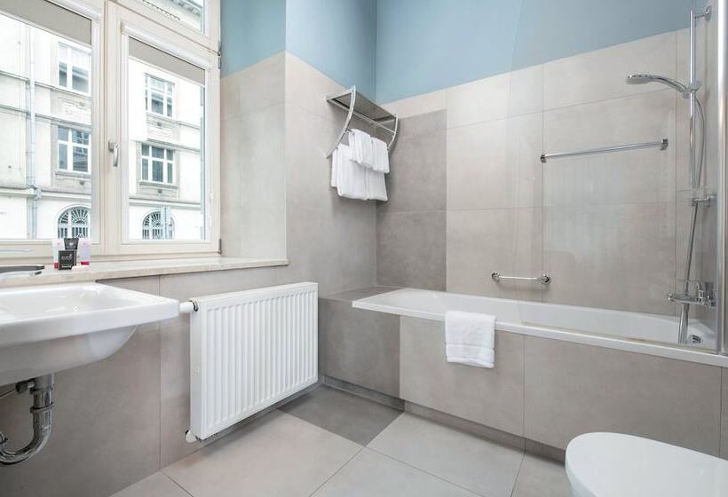 اتاق لوکس, Leonardo Boutique Hotel Krakow Old Town