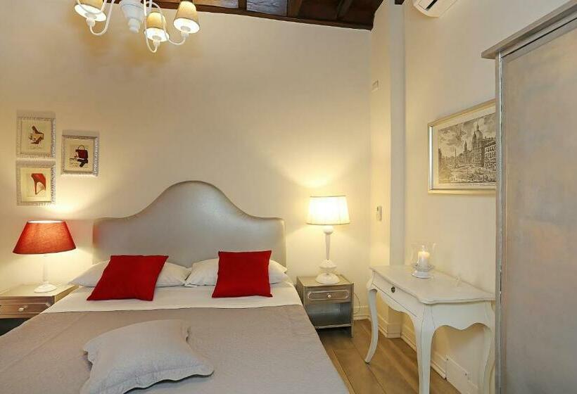 חדר סטנדרט, Piazzetta De' Monti Suites