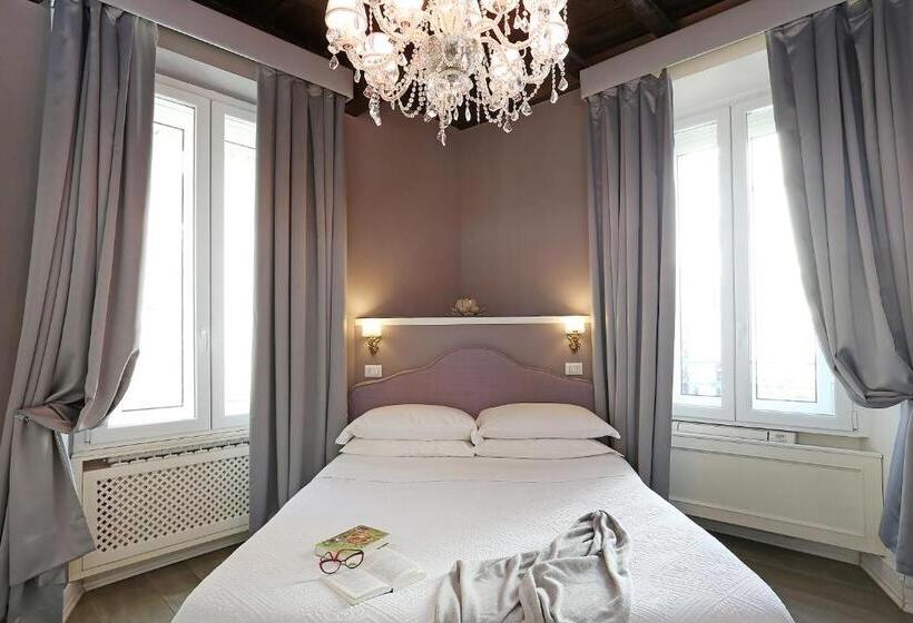 חדר סטנדרט לשלושה, Piazzetta De' Monti Suites