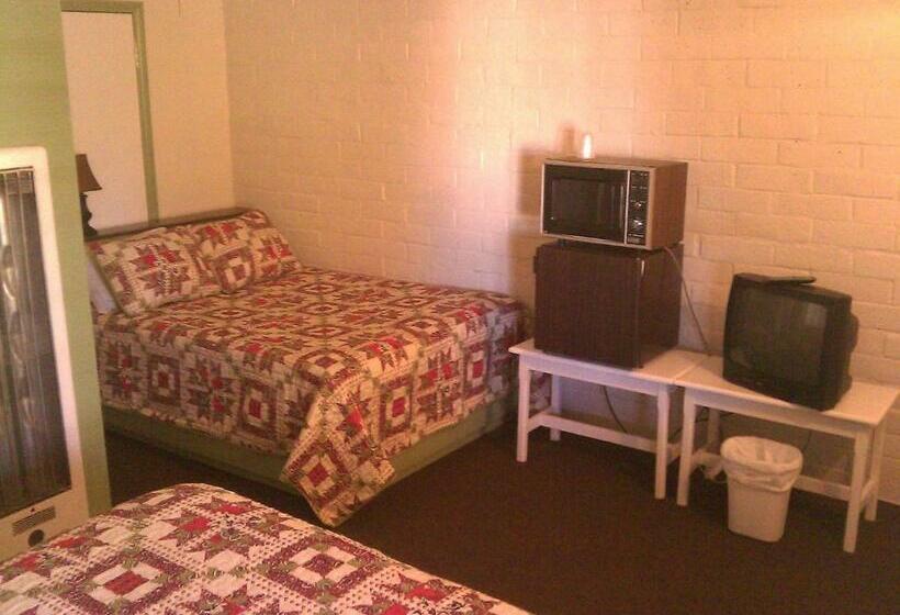 غرفة قياسية, Ranch Motel