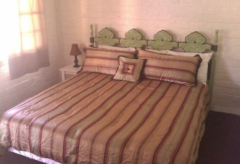 غرفة قياسية سرير كينج, Ranch Motel