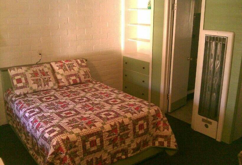 غرفة قياسية, Ranch Motel