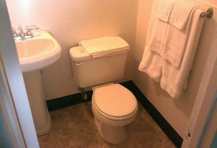 غرفة قياسية, Ranch Motel