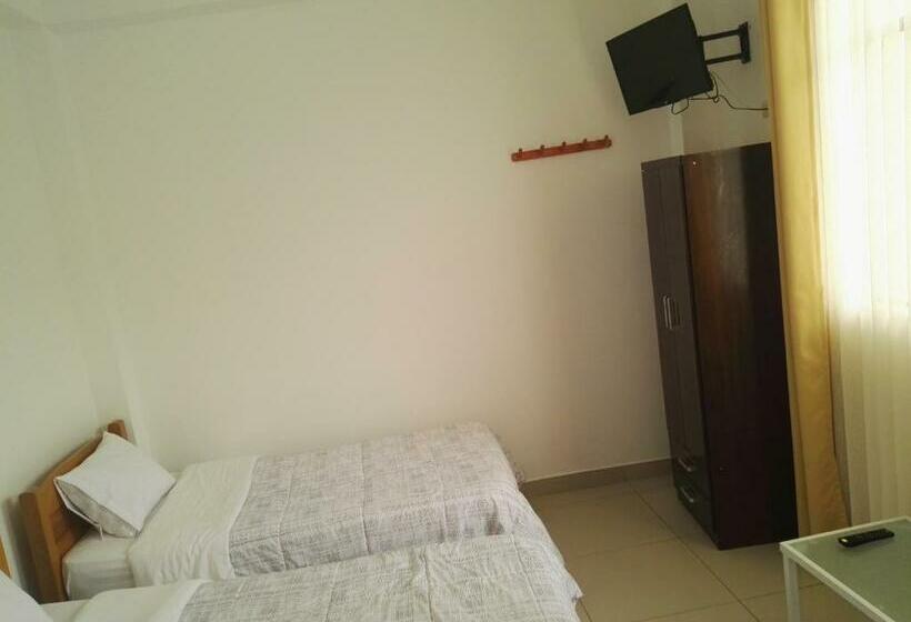 חדר סטנדרט לשלושה, Residencial Los Frayles