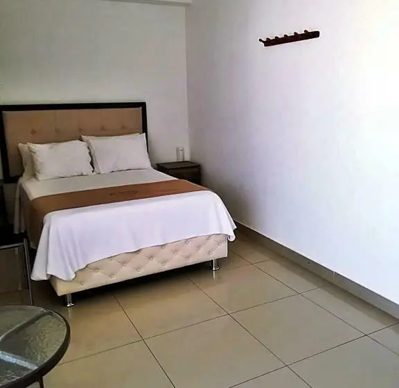スタンダードルーム, Residencial Los Frayles