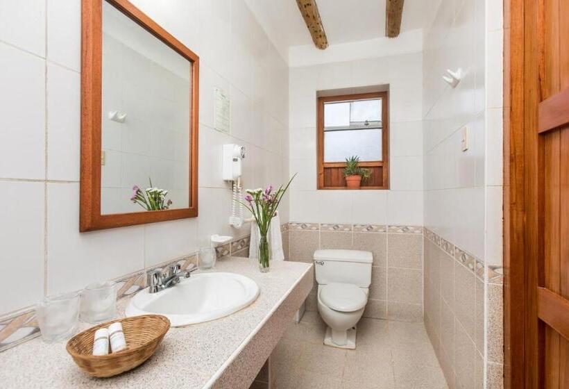 اتاق استاندارد چهار تخته, Sauce Hotel Boutique