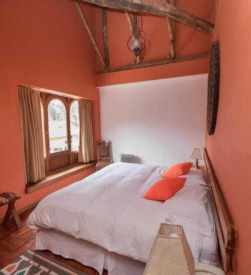 اتاق خانوادگی, Sauce Hotel Boutique