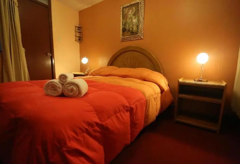 اتاق استاندارد یک نفره, Totorani Inn