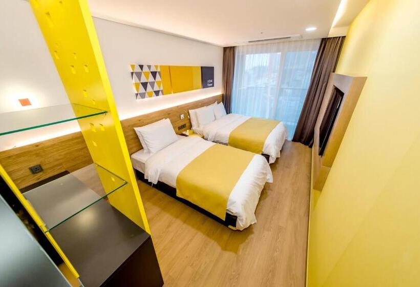 マウンテンビューデラックスルーム, Co Op City Hotel Seongsan