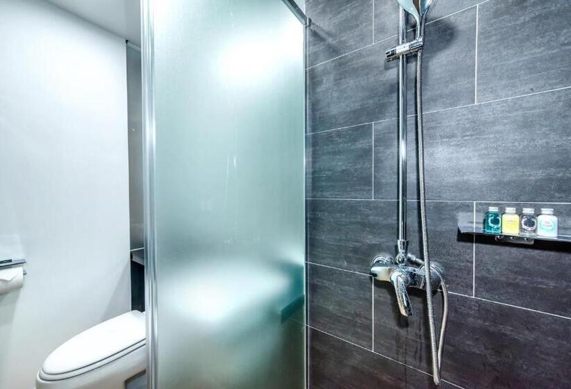 Номер Deluxe, Co Op City Hotel Seongsan