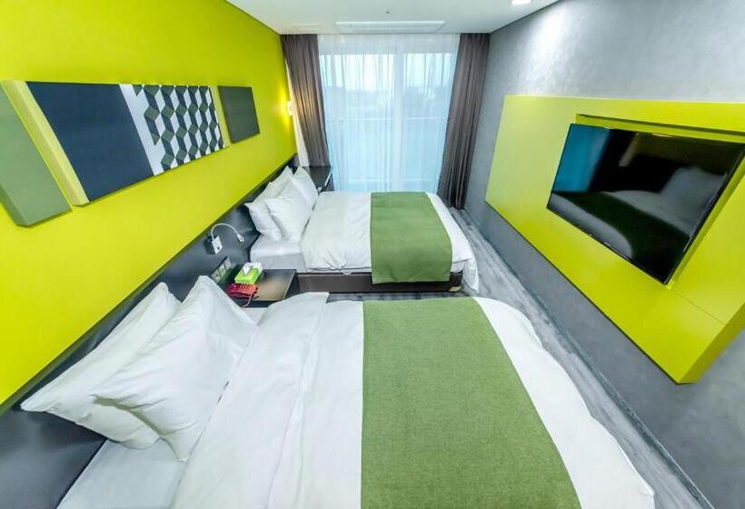 デラックスルーム, Co Op City Hotel Seongsan