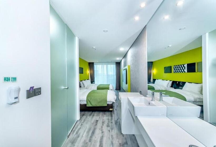 デラックスルーム, Co Op City Hotel Seongsan