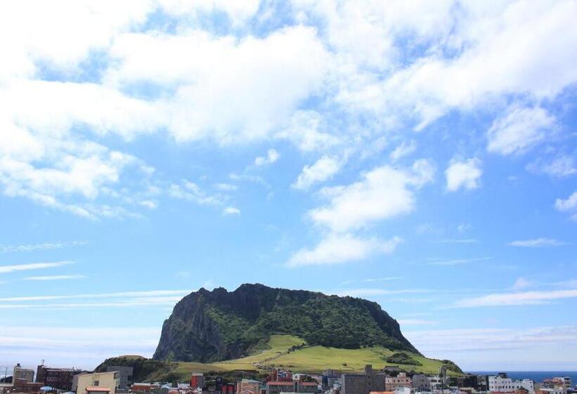 キングサイズベッドのスイートルーム, Co Op City Hotel Seongsan