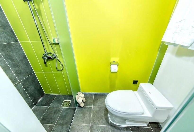 디럭스 룸, Co Op City Hotel Seongsan