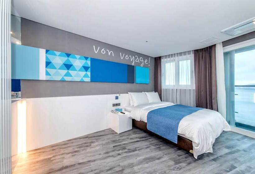 Номер Executive Вид на Море, Co Op City Hotel Seongsan