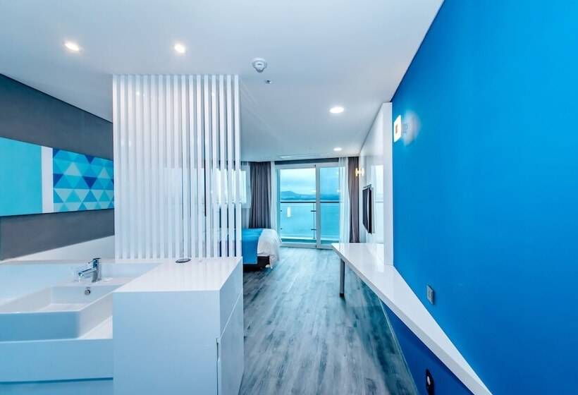 Номер Executive Вид на Море, Co Op City Hotel Seongsan