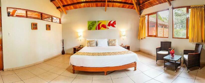 جناح, Dm Es Tarapoto