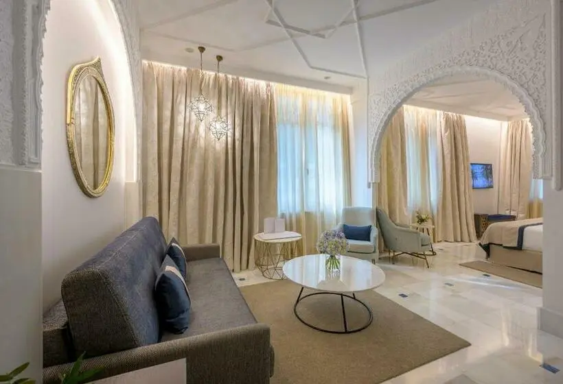 デラックススイート, Gran Hotel Miramar Gl