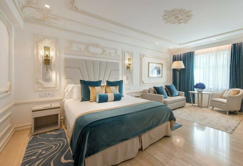 اتاق لوکس سه تخته, Gran Hotel Miramar Gl