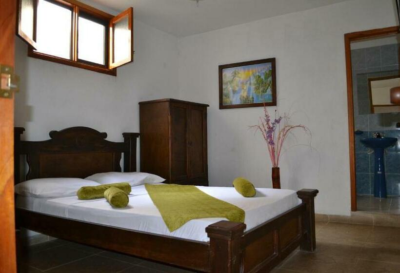 חדר סטנדרט, Agualuna