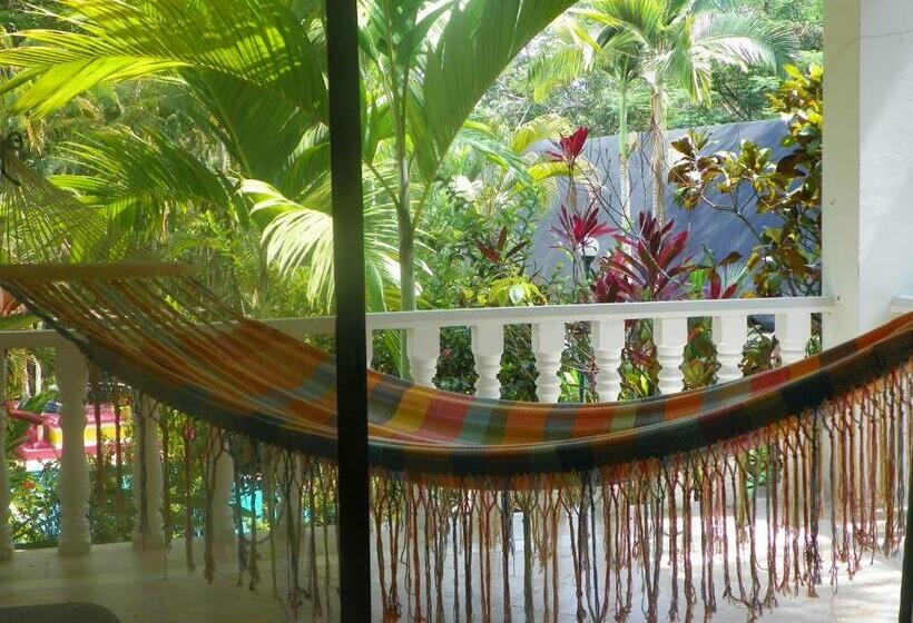 标准间, Amanwana Ecofinca