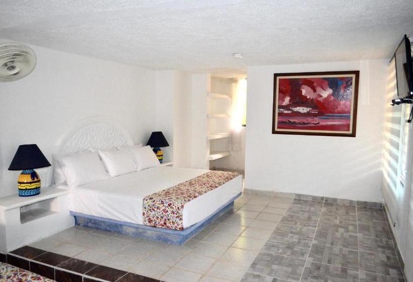 带露台的小型套房, Amanwana Ecofinca