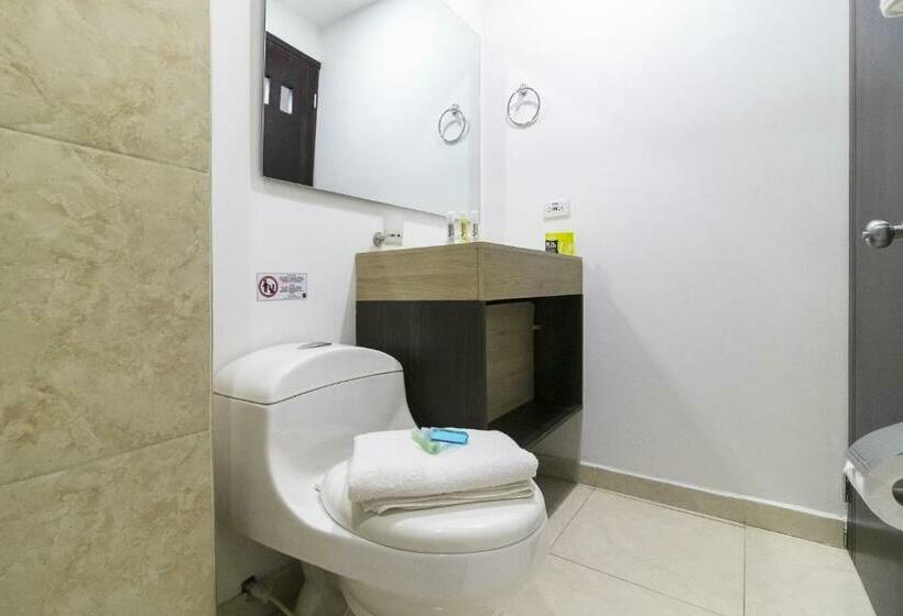 اتاق استاندارد سه نفره, Ayenda 1063 Golden